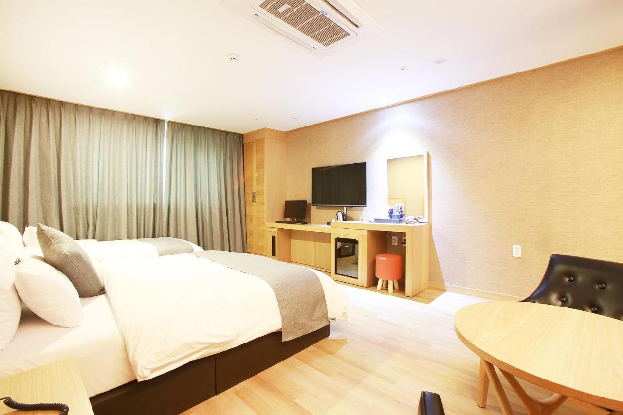 Paju Golden Hill Hotel Buitenkant foto