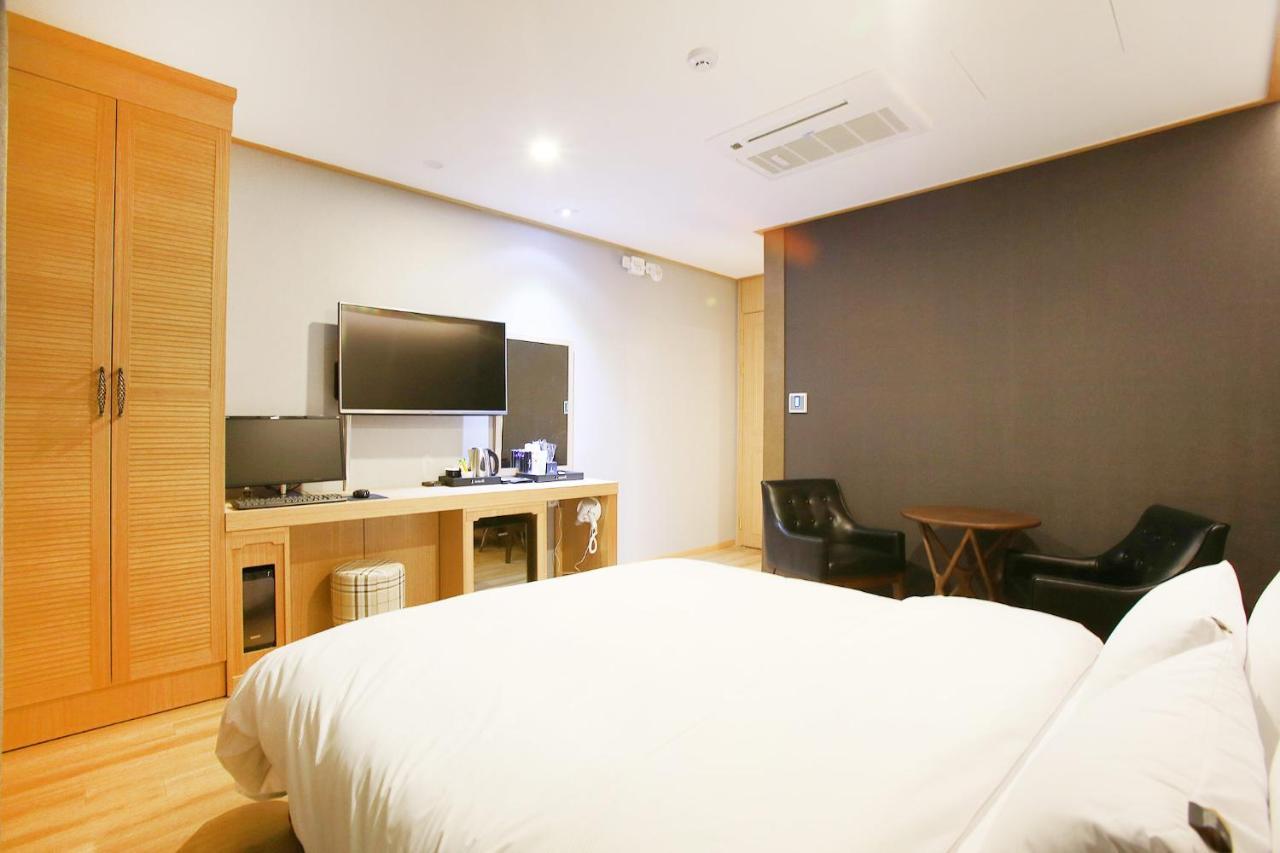 Paju Golden Hill Hotel Buitenkant foto