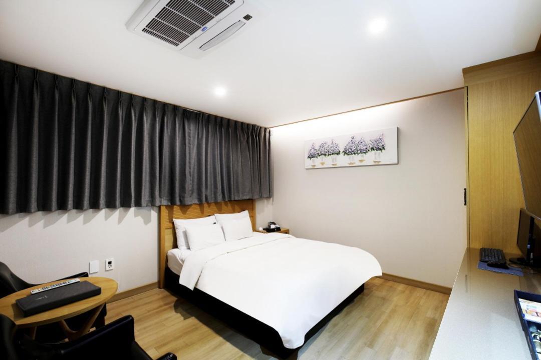 Paju Golden Hill Hotel Buitenkant foto